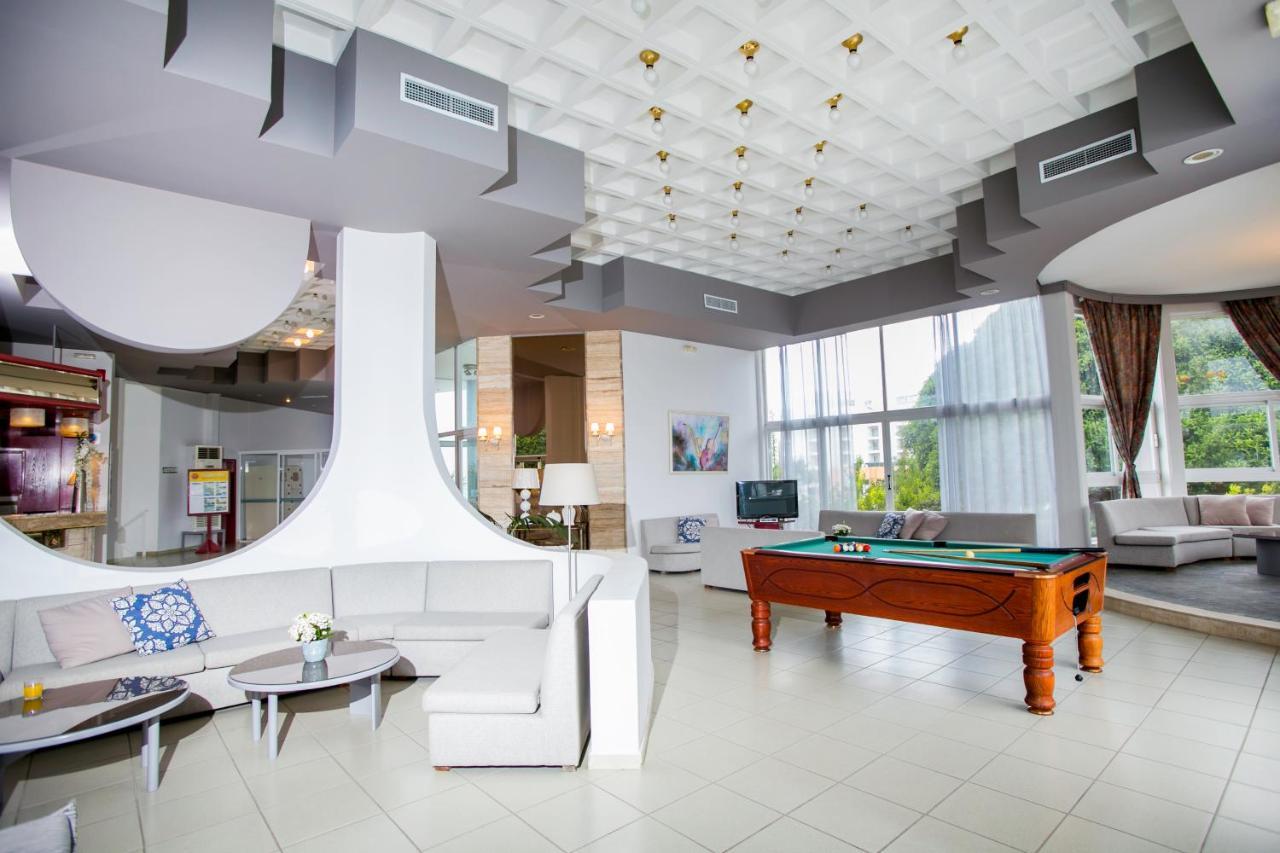 Happy Days Hotel, Adults Only Теологос Экстерьер фото