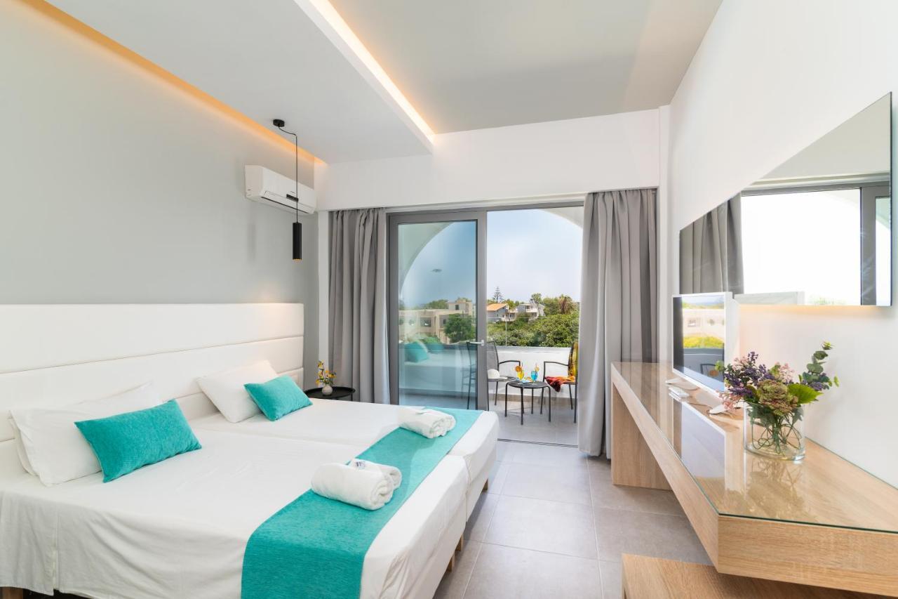 Happy Days Hotel, Adults Only Теологос Экстерьер фото