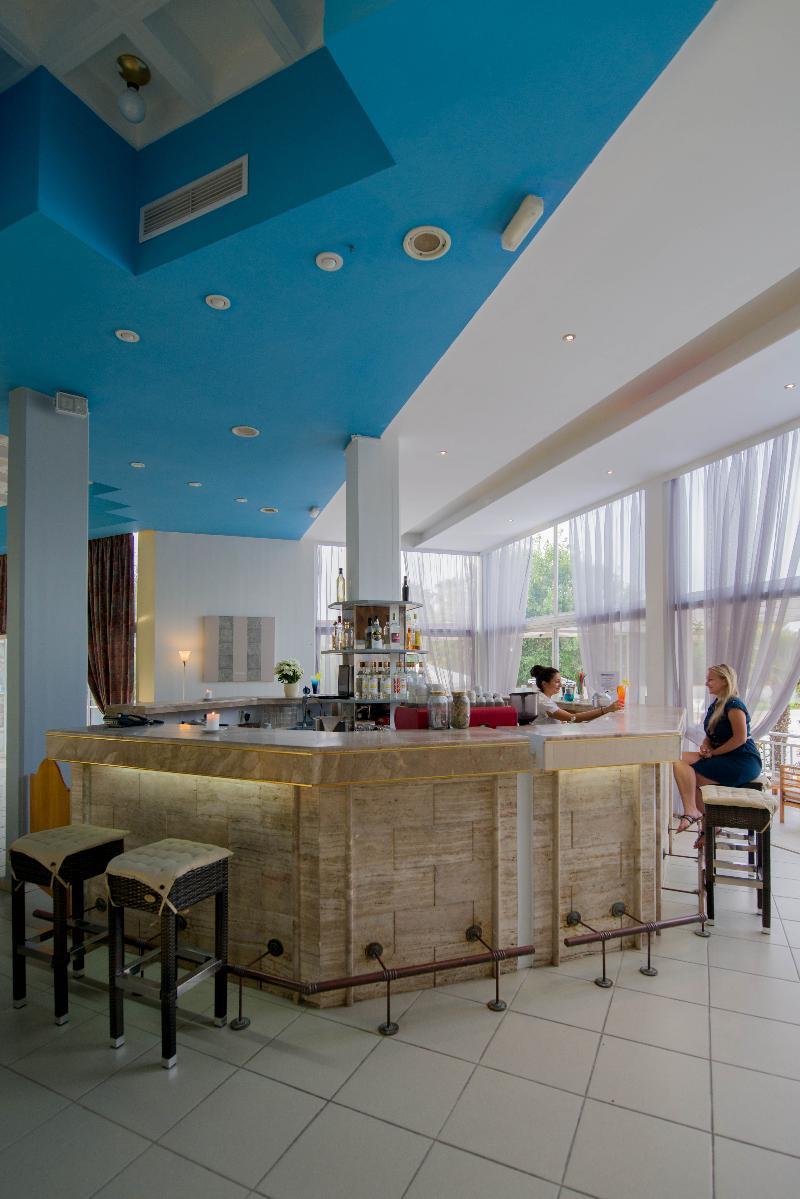 Happy Days Hotel, Adults Only Теологос Экстерьер фото