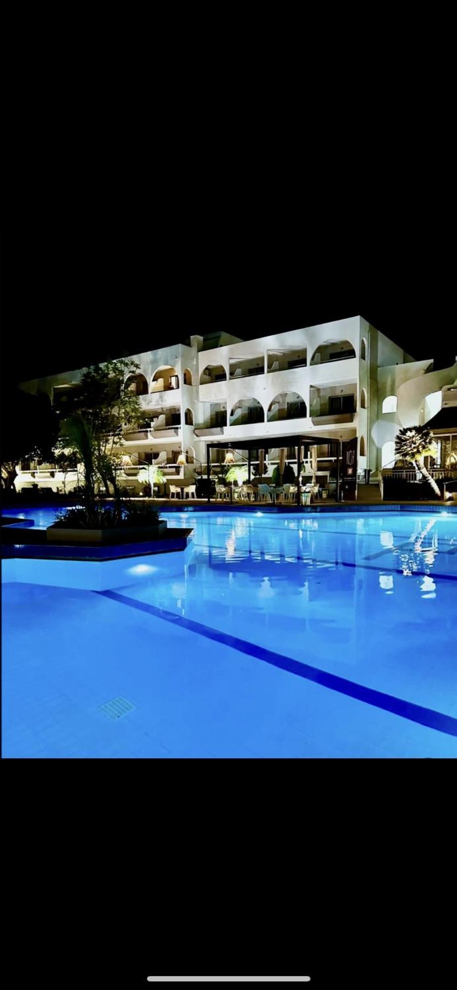 Happy Days Hotel, Adults Only Теологос Экстерьер фото