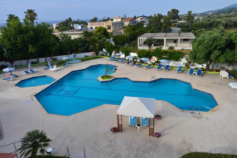 Happy Days Hotel, Adults Only Теологос Экстерьер фото