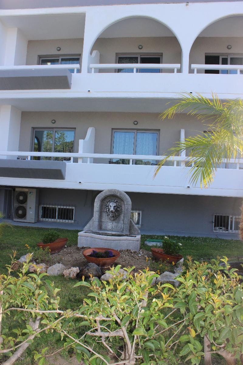 Happy Days Hotel, Adults Only Теологос Экстерьер фото