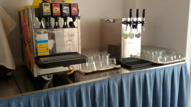 Happy Days Hotel, Adults Only Теологос Экстерьер фото